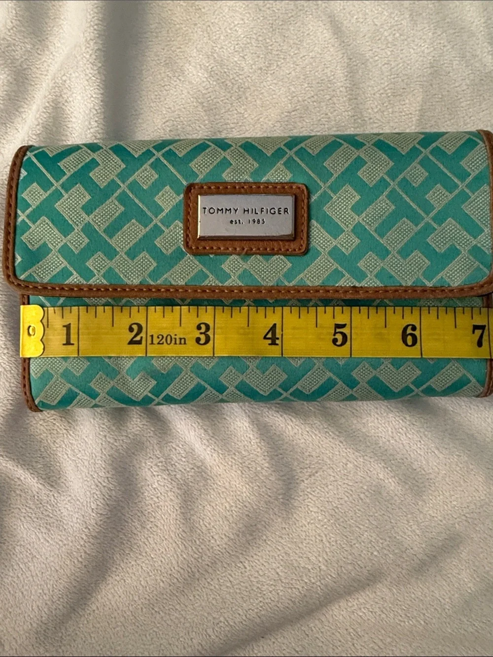 TOMMY HILFIGER Teal signature Wallet with Brown Trim multi cards checkbook
